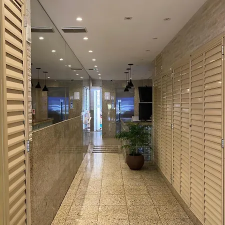 Quarto Privativo A Uma Quadra Da Praia De Copacabana Rio de Janeiro Exterior photo